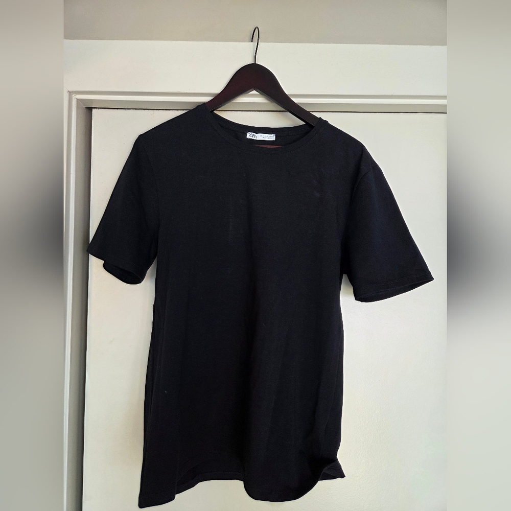 Zara Men's Black Short Sleeve Tee